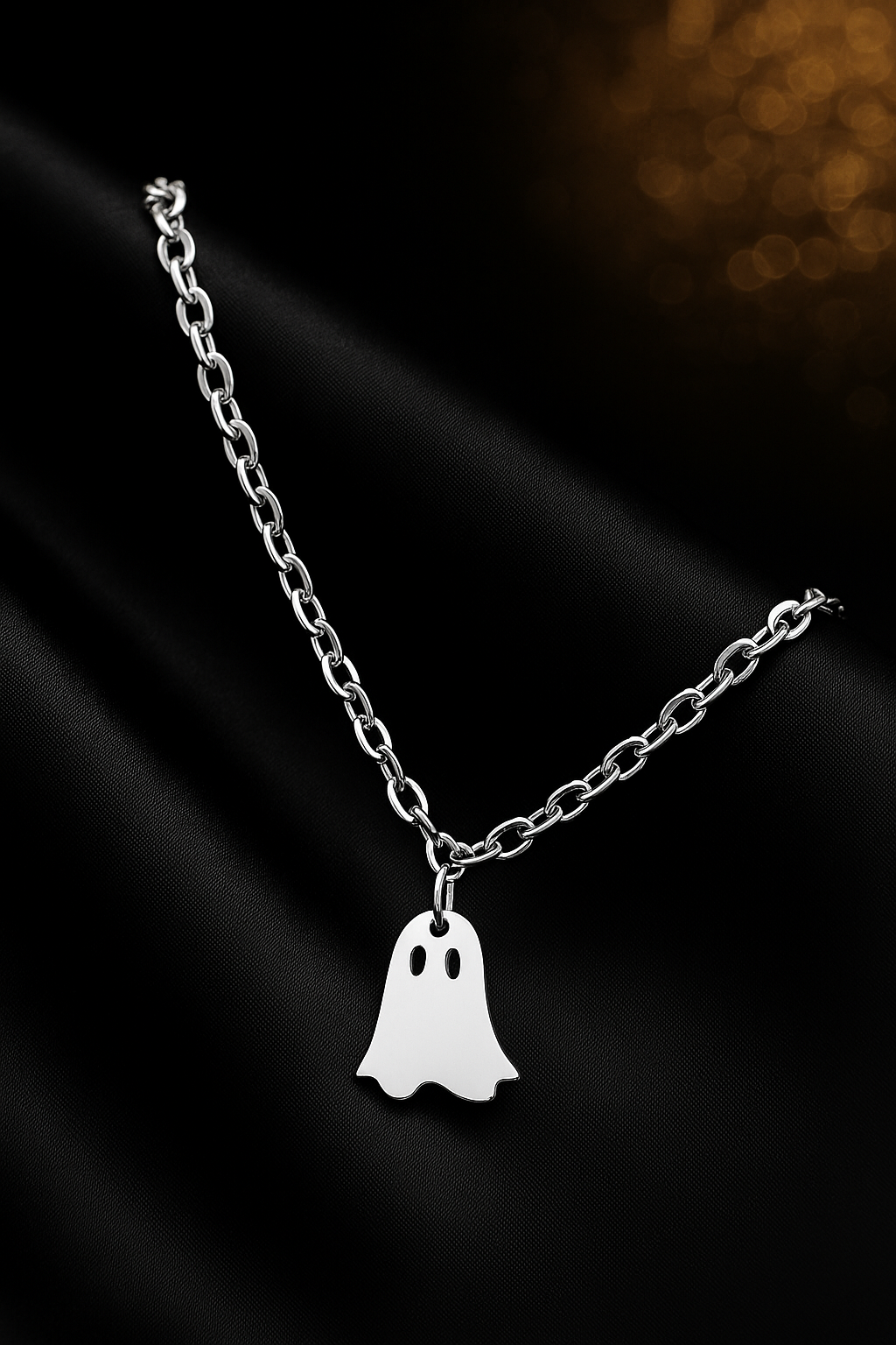 Collier Pendentif Fantôme
