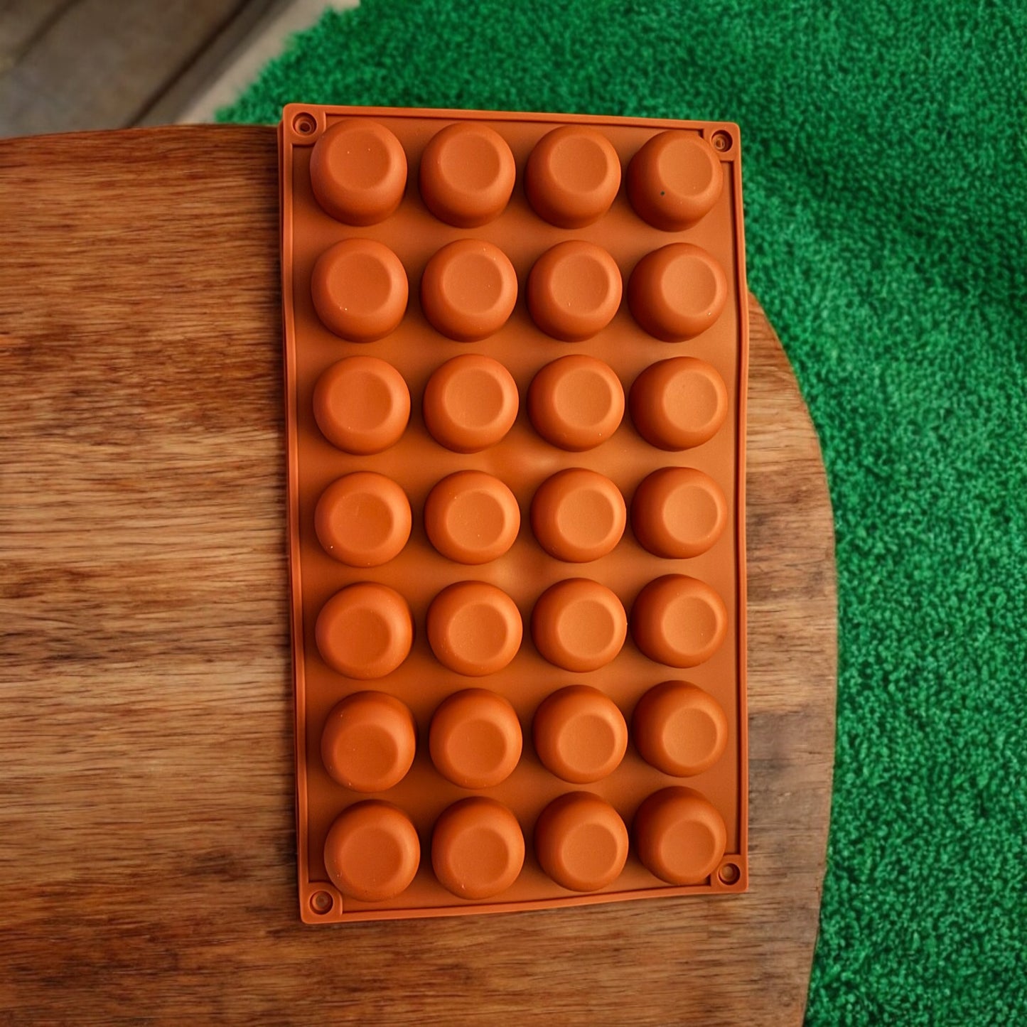 Moule en Silicone – 28 Cavités Rondes