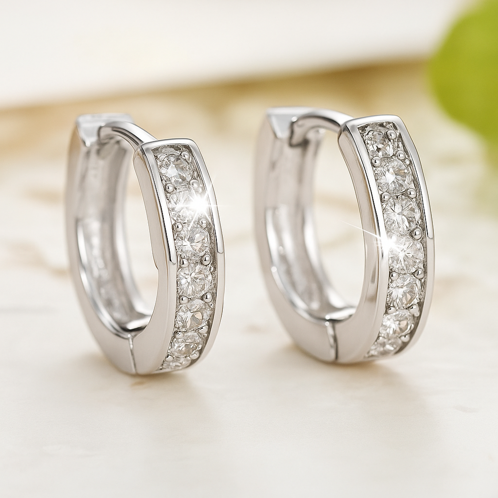 Boucles d’Oreilles Créoles – Argent 925 & Strass Étincelants