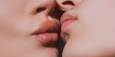 Bisou sur les lèvres