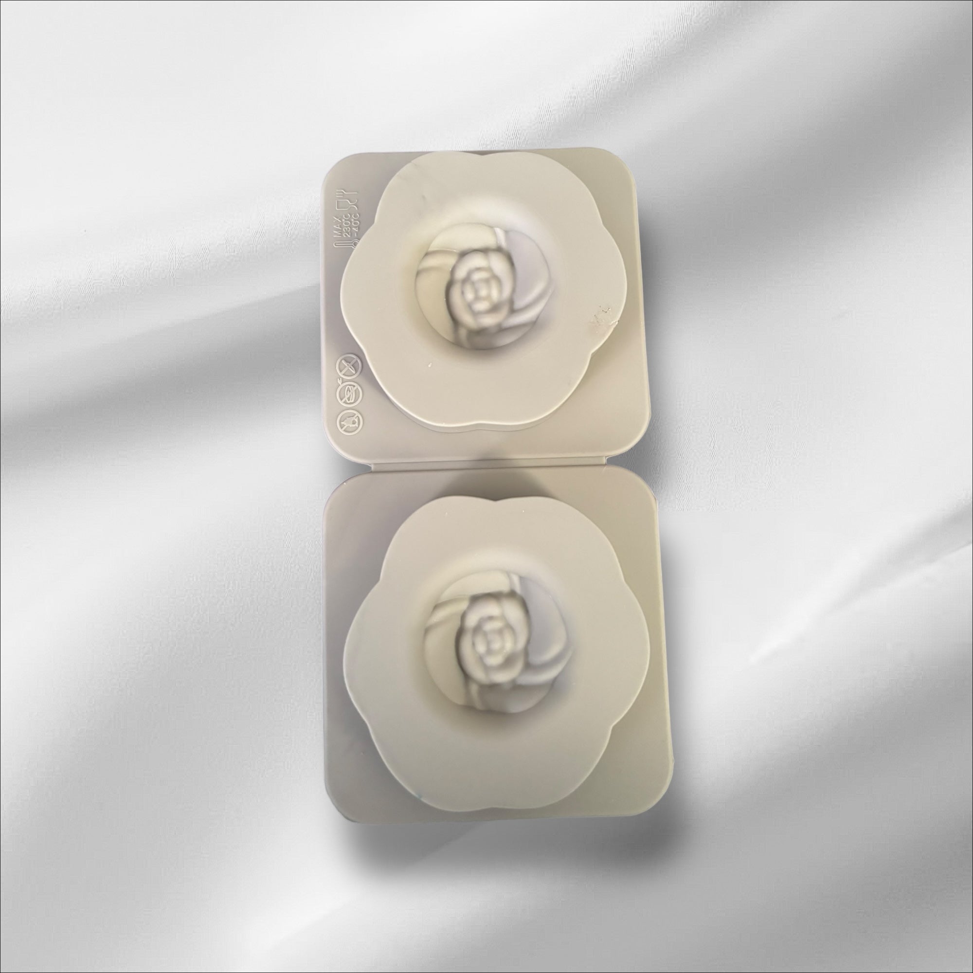 Moule silicone suspension double fleur