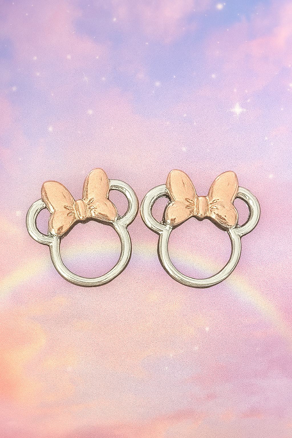 Boucles d’Oreilles Fantaisie – Tête de Minnie & Nœud Rose Pâle