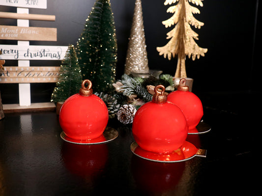 Entremet boule de Noël clémentine et cannelle