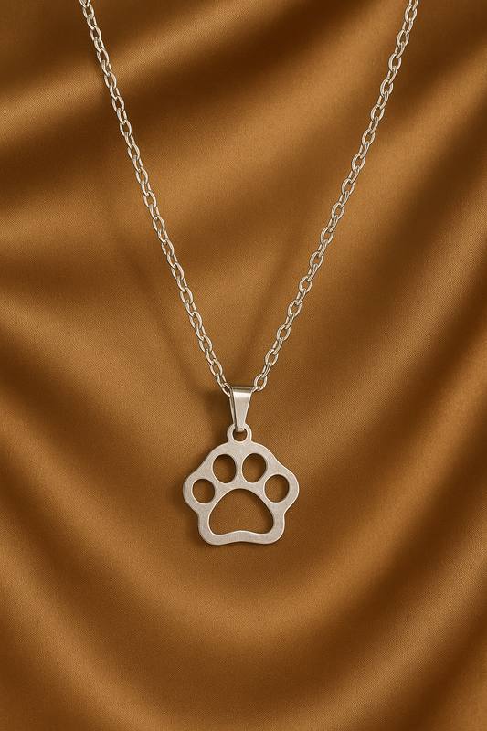 Collier pendentif « Patte de chien »