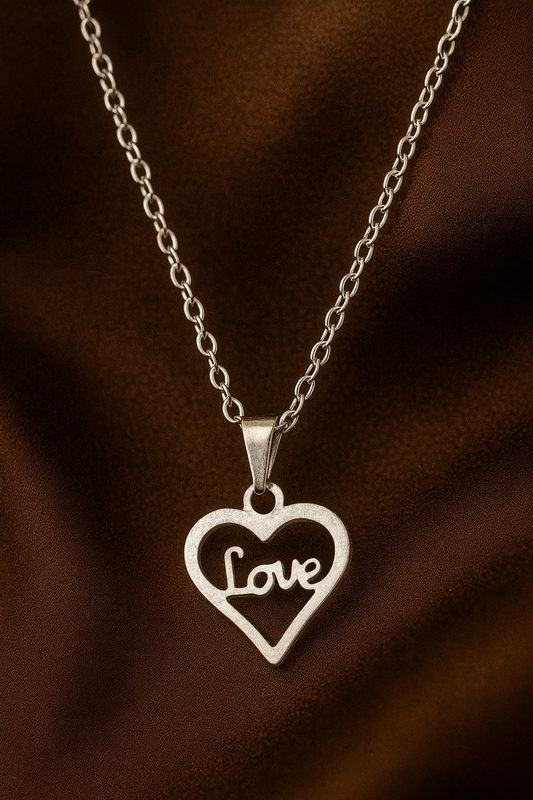 Collier pendentif cœur « Love »
