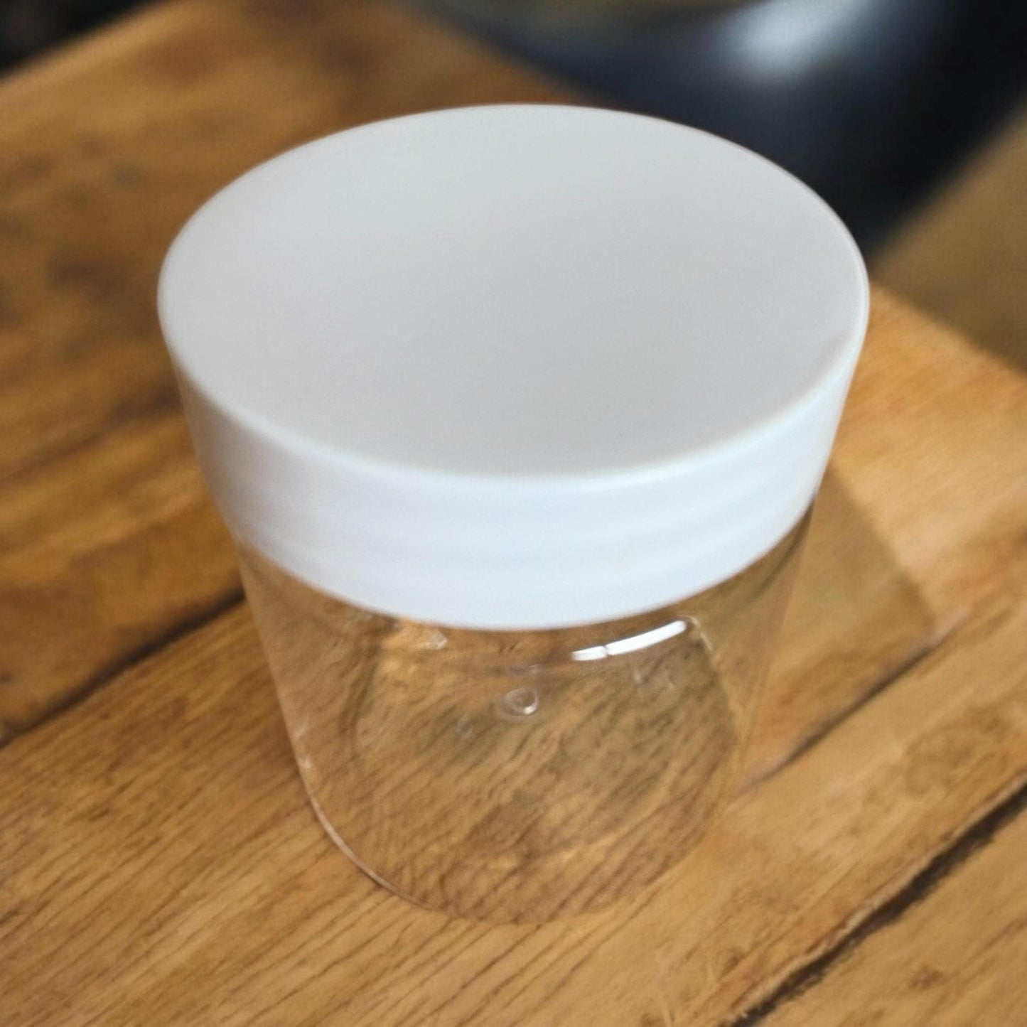 Pot plastique couvercle blanc/noir 50ml