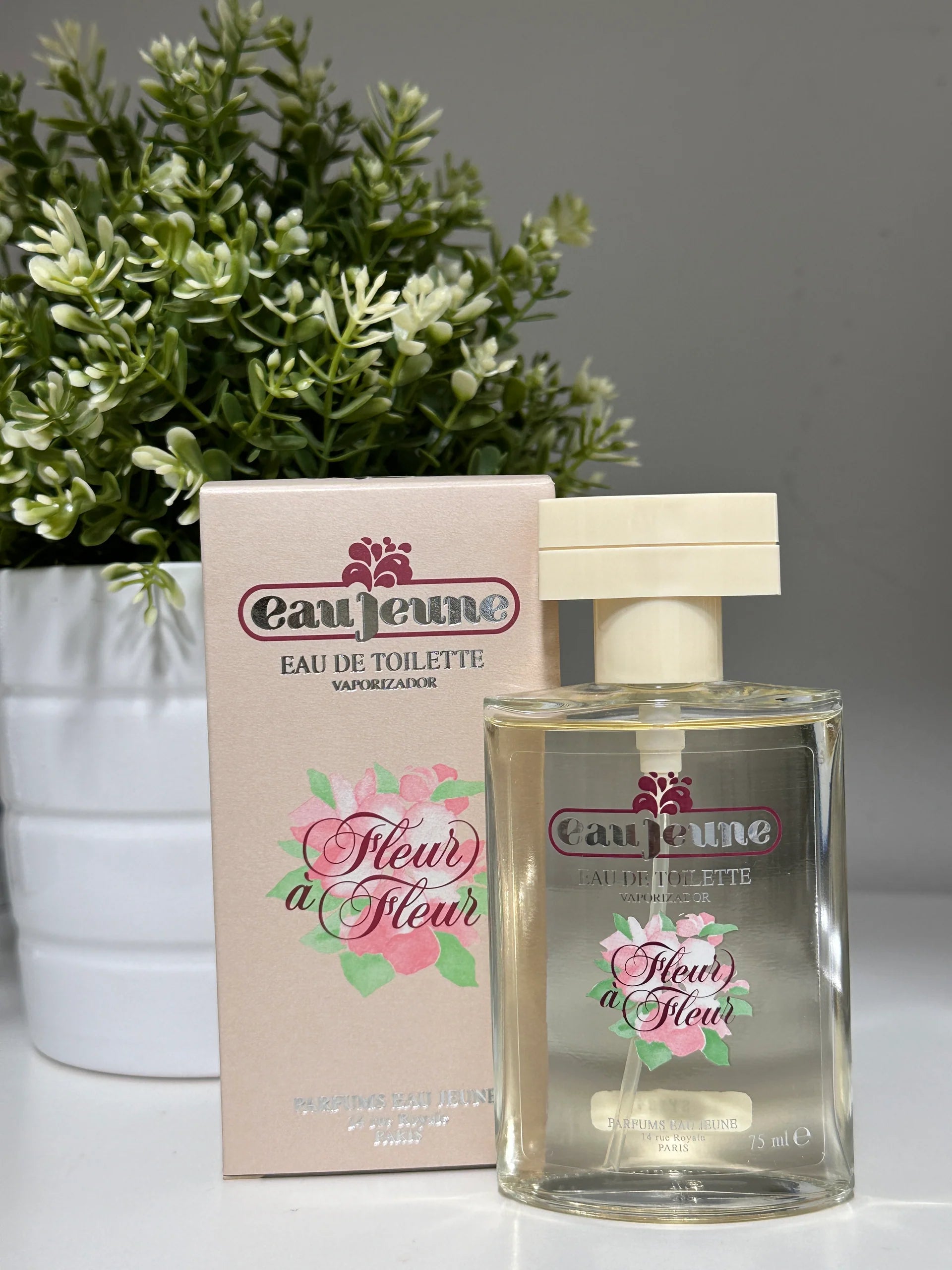 Fleur à fleur - eau jeune